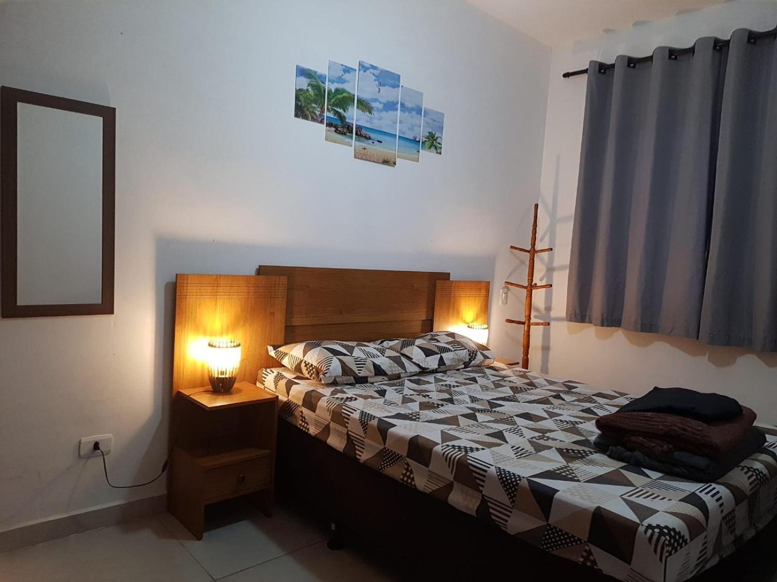 Apartamento - Edificio Erica Apto 33 - 850 Metros Da Grande *
