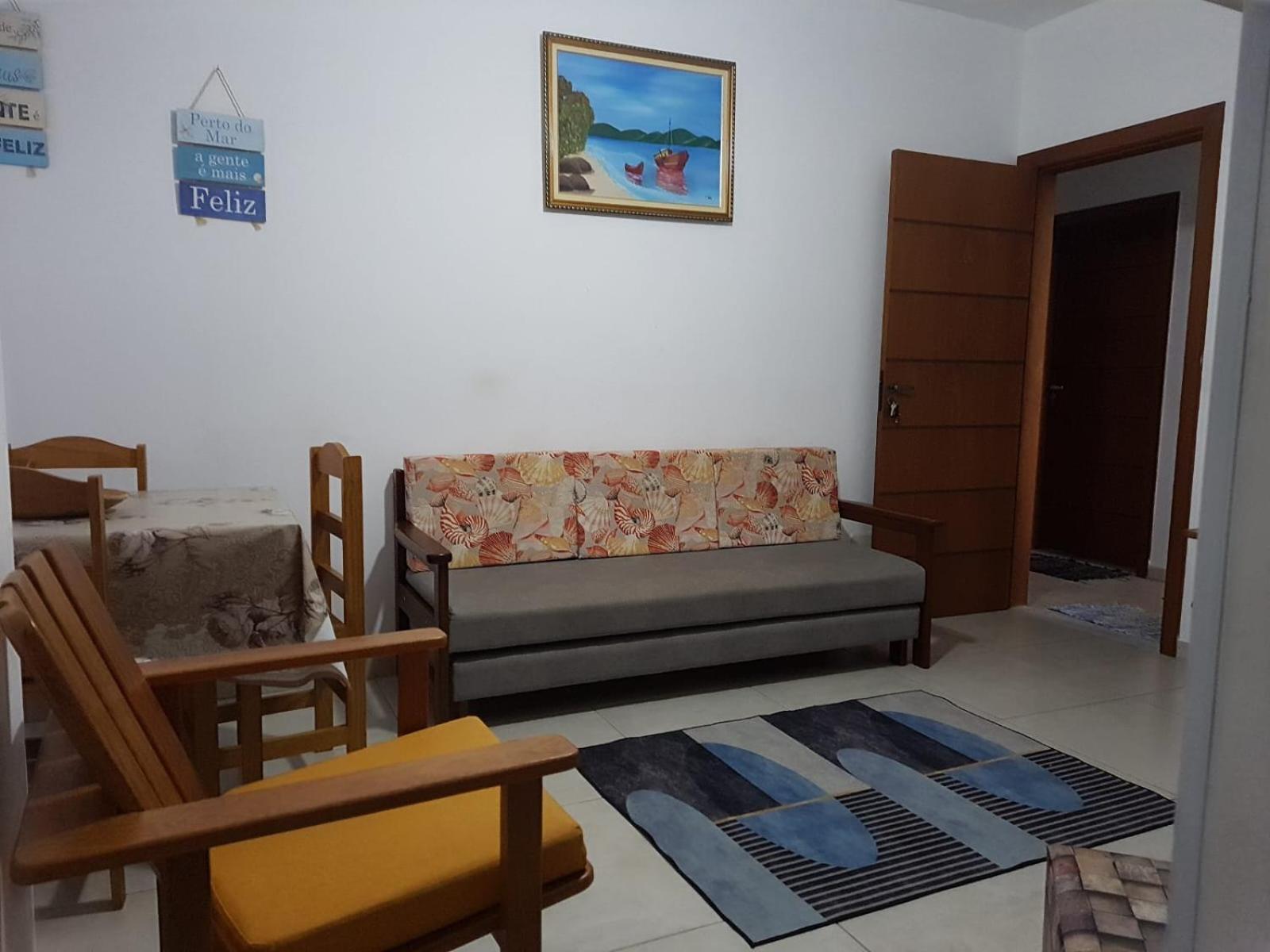 Apartamento - Edificio Erica Apto 33 - 850 Metros Da Grande Ubatuba